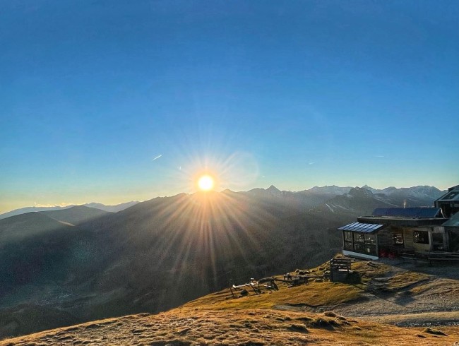 Ausblick von der Gipfelhütte Adlerhorst
